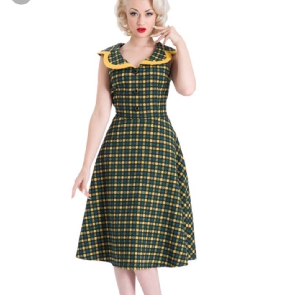 Voodoo Vixen Retro Dress with Collar